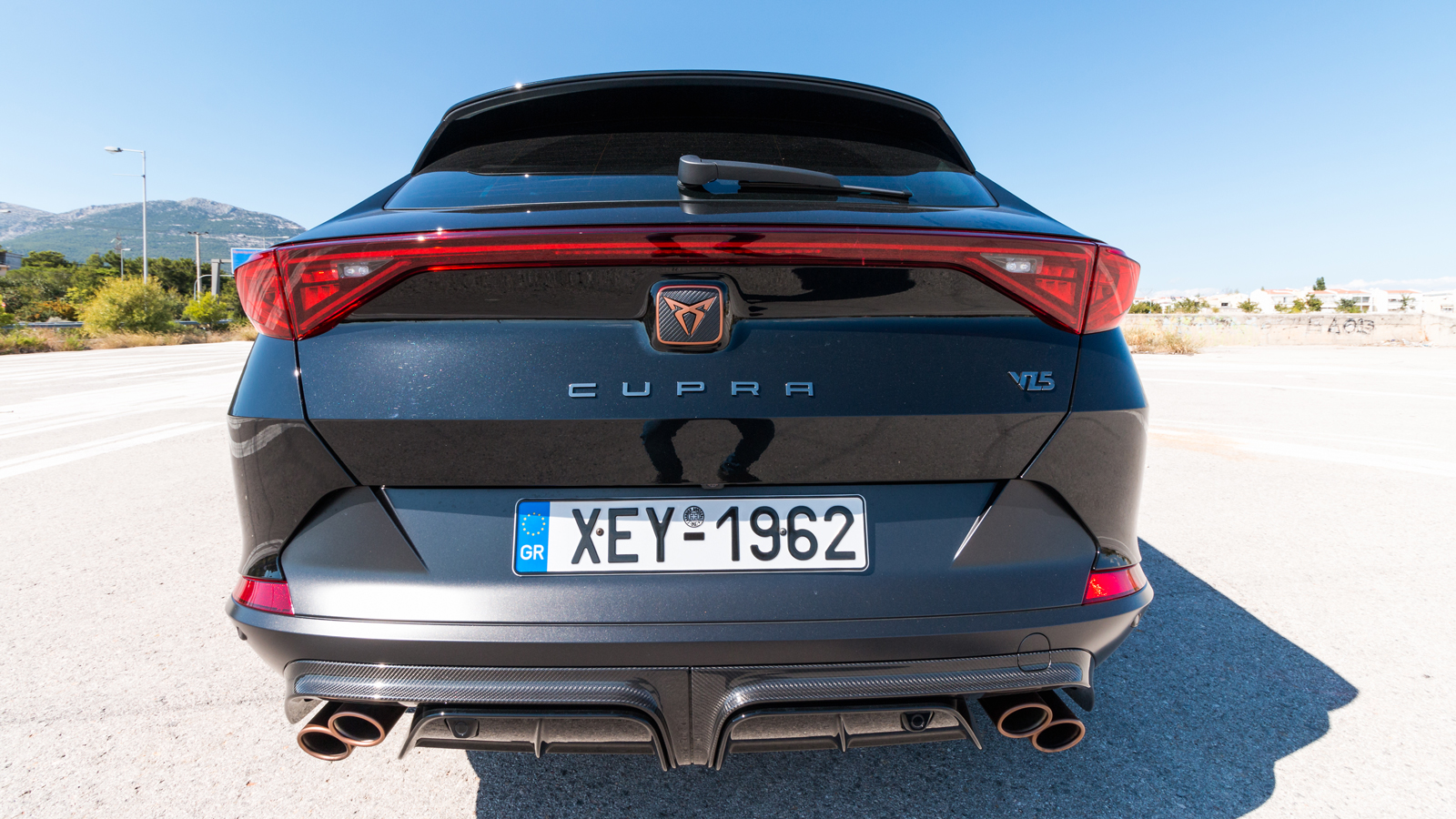 CUPRA Formentor VZ5: Ηδονή που τείνει προς εξαφάνιση